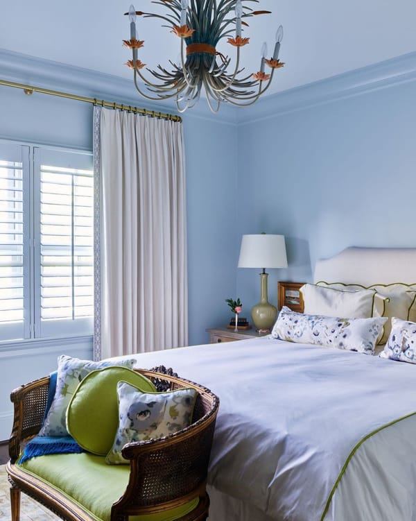 Simple Bedroom Design in Light Blue